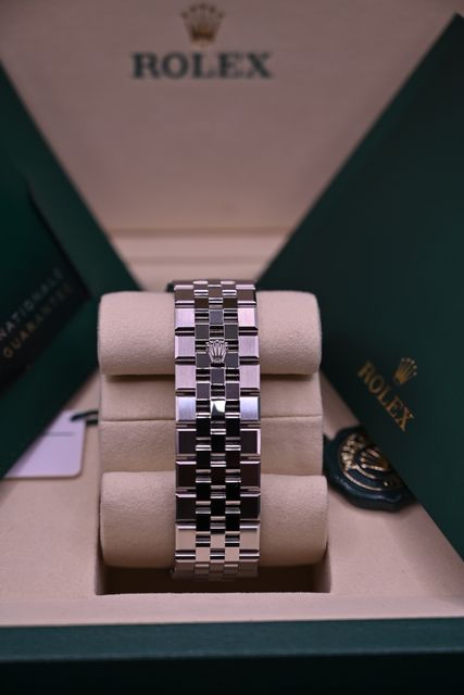 Rolex Land-Dweller 40 127334 Image 7